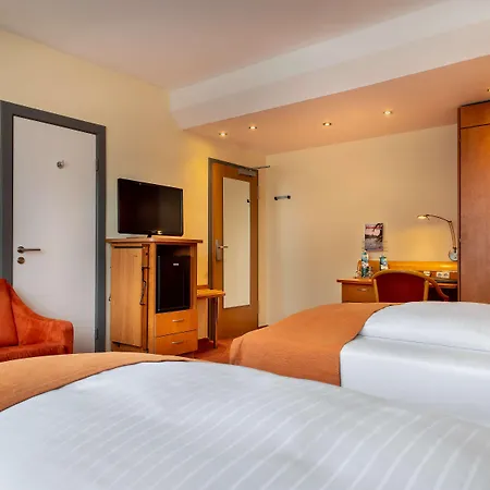 Hotel Garner - Wandsbek Marktplatz 3*