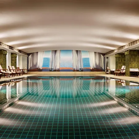 Conrad 5*