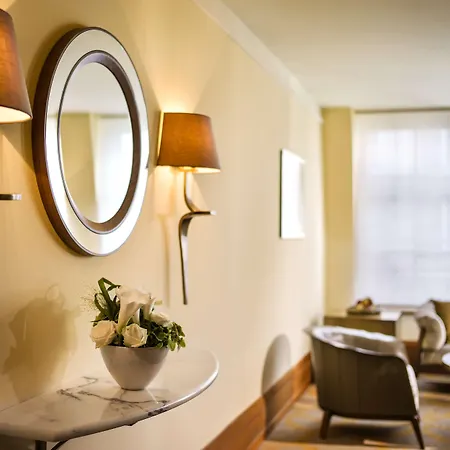 Hotel Conrad