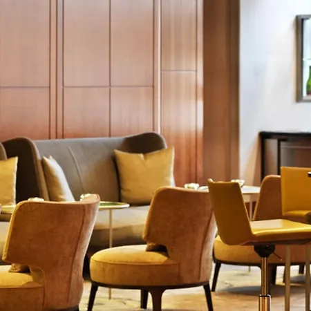 Conrad 5*