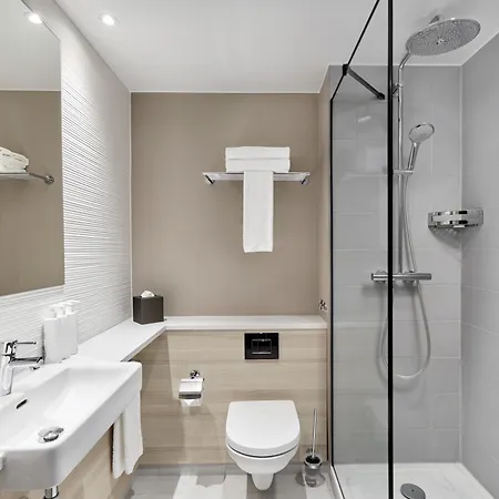 Crowne Plaza Hamburg-city Alster By Ihg Hotel