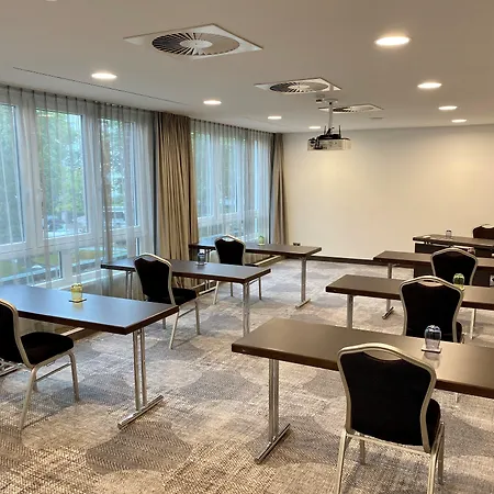 Hotel Crowne Plaza Hamburg-city Alster By Ihg 4*