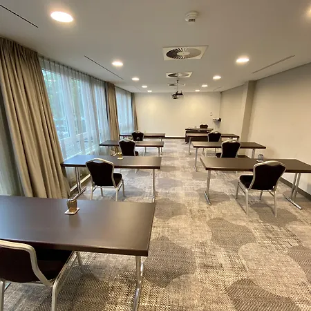 Crowne Plaza Hamburg-city Alster By Ihg 4*