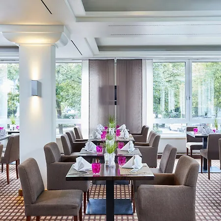 Crowne Plaza Hamburg-city Alster By Ihg Hotel 4*