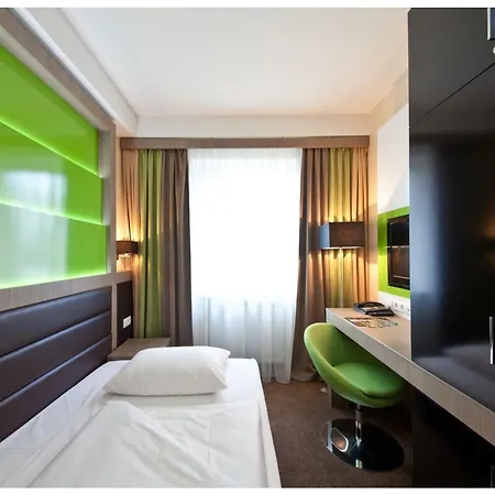 - The Niu, Fusion St. Georg By Ihg Hotel Hamburgo