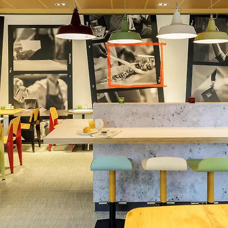 Ibis Hotel 3*