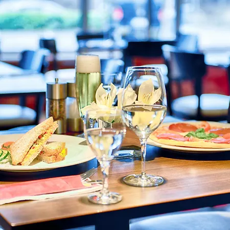 Leonardo Airport 3* Hamburgo