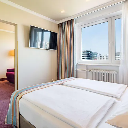 Hotel Western Raphael Altona 3*