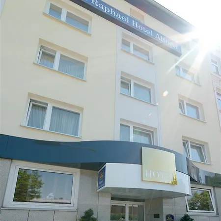 Western Raphael Altona 3*