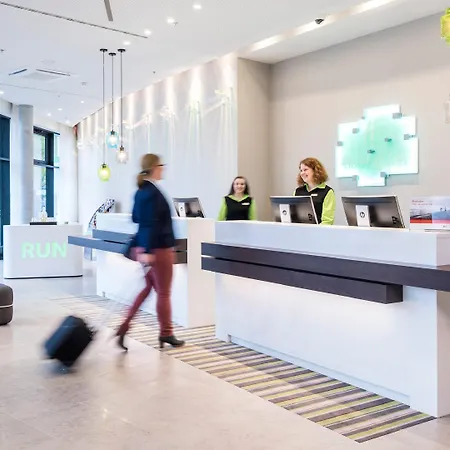 - Nord By Ihg Otel Hamburg