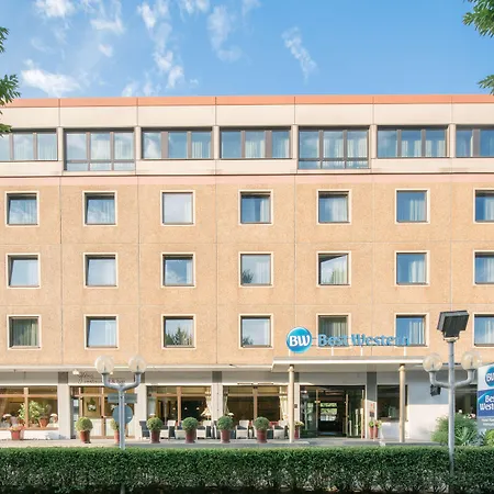 Western International Hamburg