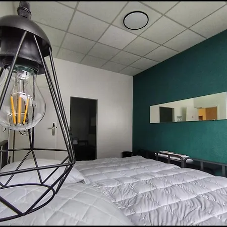 Kopol Hostel *