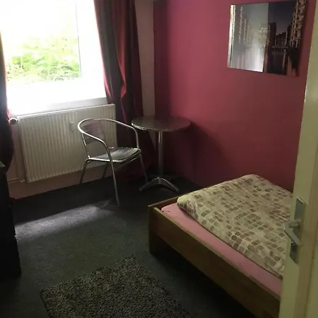 Paulibude Hostel *