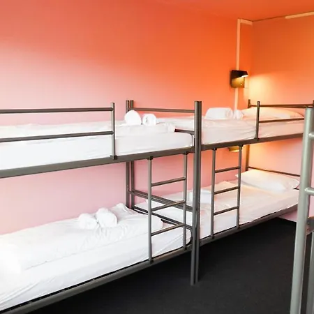 Rcadia Gaming House Bed & Breakfast