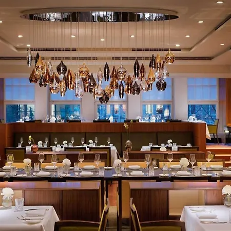 Conrad 5* Hamburg-Harburg