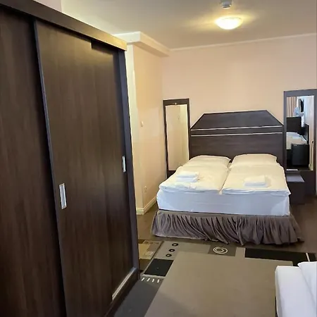 Greven 3* Hamburg