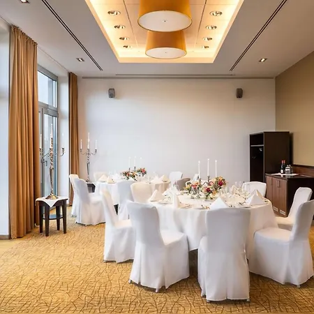 Szálloda Elaya Finkenwerder Ehemals The Rilano 4*