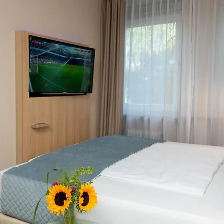 Hotel Leonardo Elbbruecken 4*