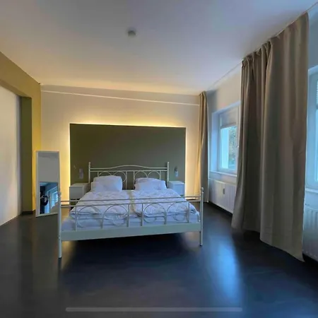 Truretreats Design Loft Fuer 8 Personen I Riesige Kueche I Echarger I 65z Smarttv I 150qm Apartment