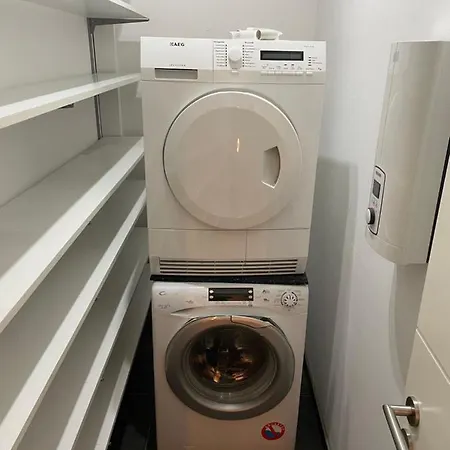 Truretreats Design Loft Fuer 8 Personen I Riesige Kueche I Echarger I 65z Smarttv I 150qm Hamburg