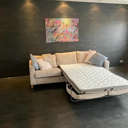 Truretreats Design Loft Fuer 8 Personen I Riesige Kueche I Echarger I 65z Smarttv I 150qm Hamburg