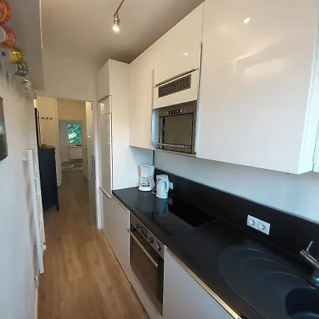 Zentrale 3-zi.-wohnung, 3 Gehminuten U-burgstrasse U2