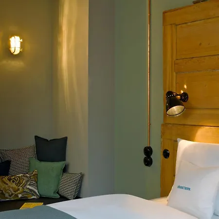 25hours Altes Hafenamt Hotel 4*