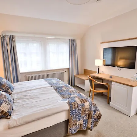 Kleinhuis Hotel Mellingburger Schleuse 4*