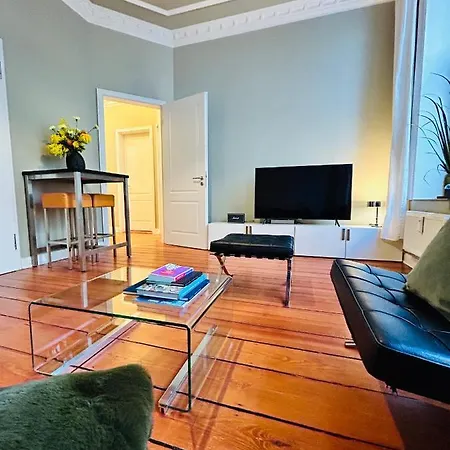 Blue Apartment's