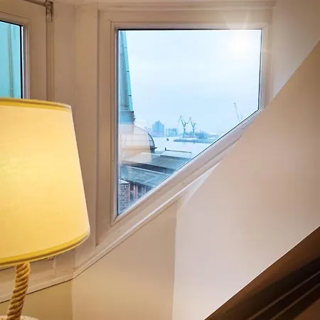 Loft-panoramablick-hafen & Elbe! Apartment