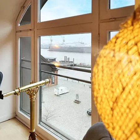 Loft-panoramablick-hafen & Elbe!
