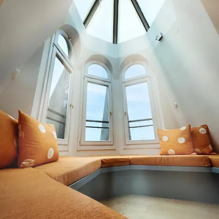 Apartment Loft-panoramablick-hafen & Elbe!