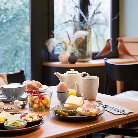 Wedina An Der Alster Hotel 4*