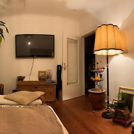 Artist Apartment, Skyline View & Breakfast Inclusive Apartment *