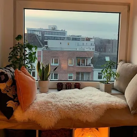 Apartment Artist Apartment, Skyline View & Breakfast Inclusive *