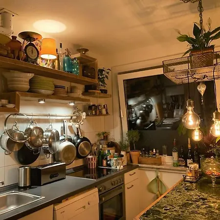 Artist Apartment, Skyline View & Breakfast Inclusive * Hamburg