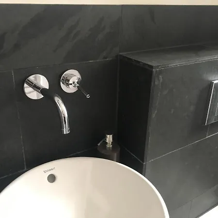 Schoene Ruhige Zentral Gelegen! Apartment *