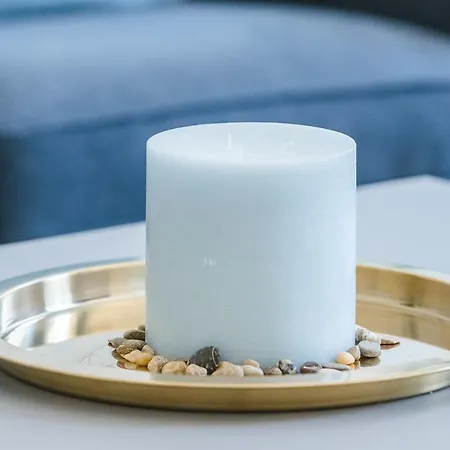 Zentral Gelegenes Premium-apartment Mit Viel Tageslicht *