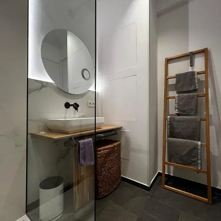 Neues Exclusives 2 Schlafzimmer Hamburg