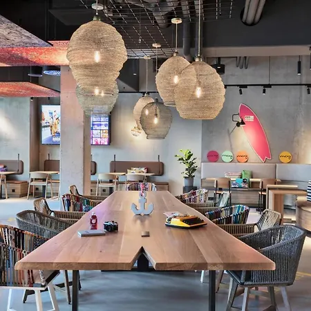 Moxy Hotel Hamburgo