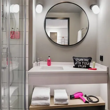 Moxy Hamburg