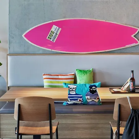 Hotel Moxy 3*
