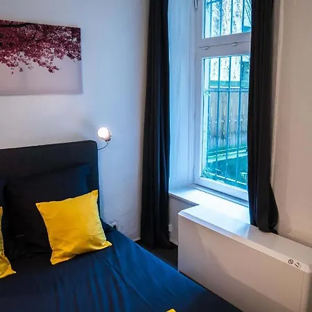 Spacious 3 Bedroom *