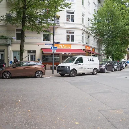 Apartment Spacious 3 Bedroom Hamburg