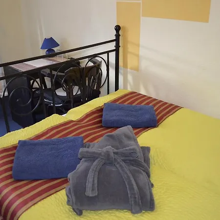 Hotel Lauenburger Hof 2*
