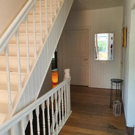Wohnen In Der Buergermeistervilla Hamburg