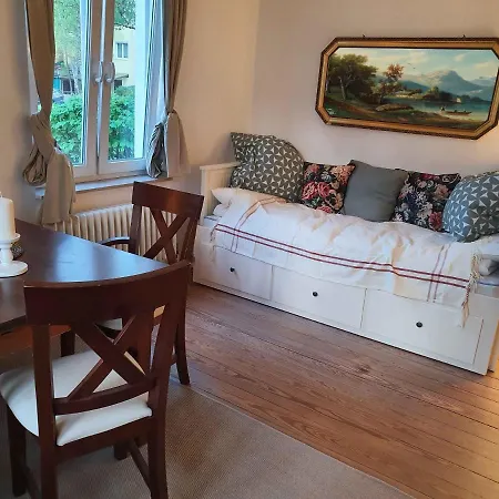 Wohnen In Der Buergermeistervilla Hamburg
