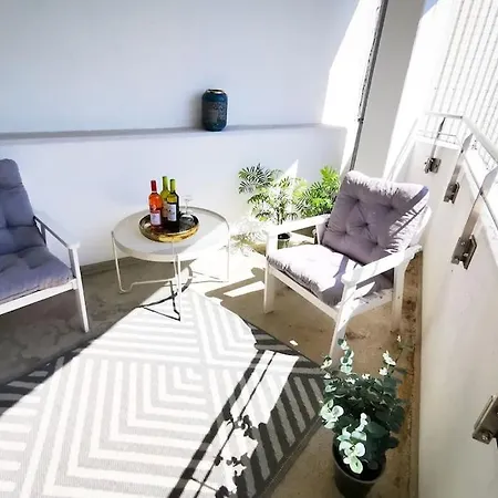 Apartment Hh 04 By Rockchair - Superhost Status - Modernes Mit Sonnigem Balkon & Premium Boxspringbetten In Winterhude - Geheimtipp *