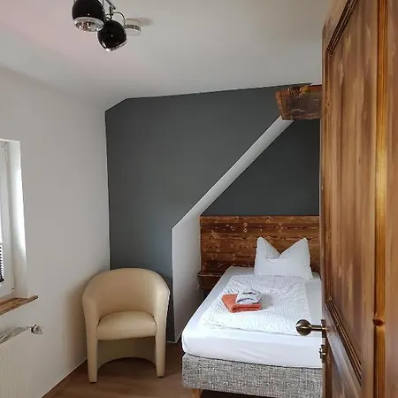 Hotel Dein *