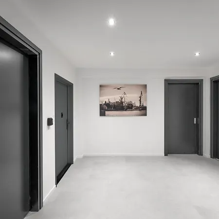 Hh 04 By Rockchair - Superhost Status - Modernes Mit Sonnigem Balkon & Premium Boxspringbetten In Winterhude - Geheimtipp Apartment *